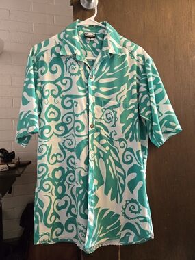Manuhealii Teal & White Button-Down Shirt